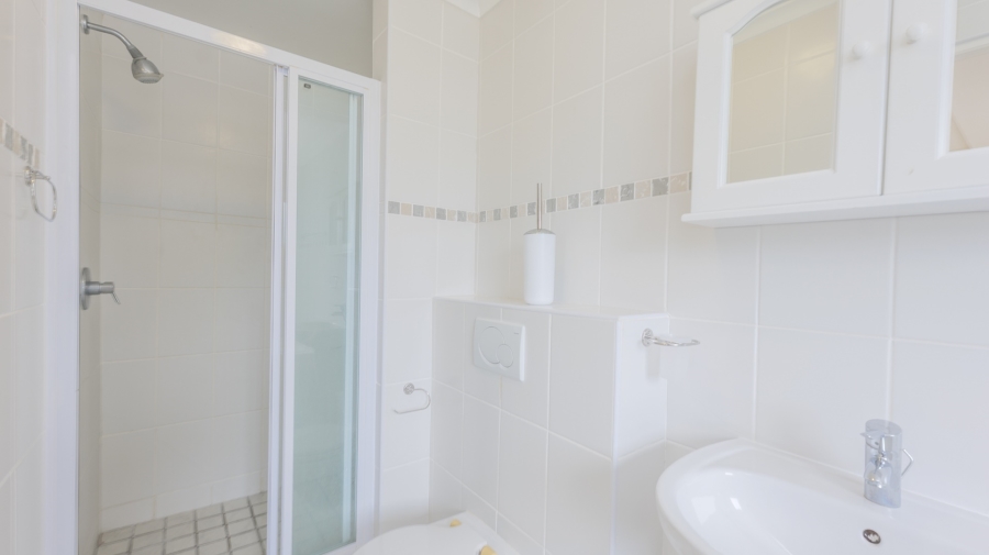 3 Bedroom Property for Sale in Struisbaai Western Cape